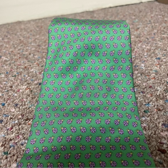 Brooks Brothers Men’s Neck Tie Green 100% Silk Made In USA Lady Bugs AOP Spring - Picture 3 of 6